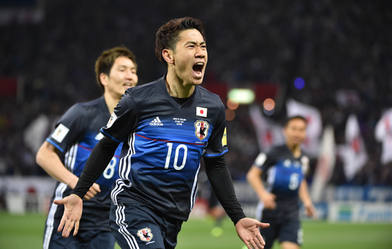 Japans Shinji Kagawa jubelt nach einem Tor in der WM Qualifikation. Er wird für die Japaner auch bei der WM in Russland der zentrale Spieler sein. Photo: AFP.
