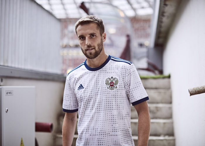 Das neue Russland Away Trikot 2018 von adias (Foto adidas)
