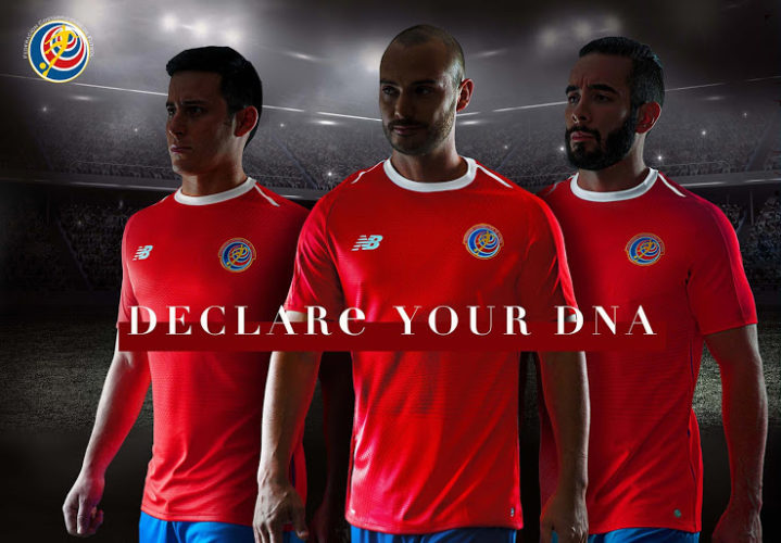 Das neue Heimtrikot für Costa Rica von New Balance zusammen mit dem Motto für die Ticos bei der WM 2018. Photo: New Balance.
