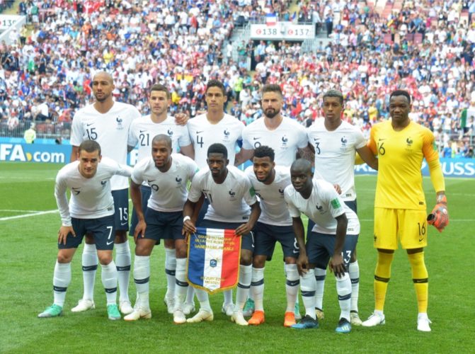 Die französische Startaufstellung gegen Dänemark im 3.Vorrundenspiel (A.RICARDO / Shutterstock.com)